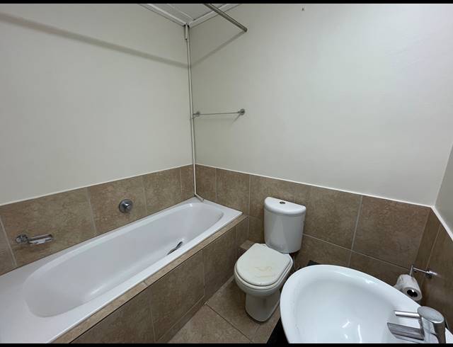 2 BEDROOM APARTMENT FOR SALE IN POINT WATERFRONT